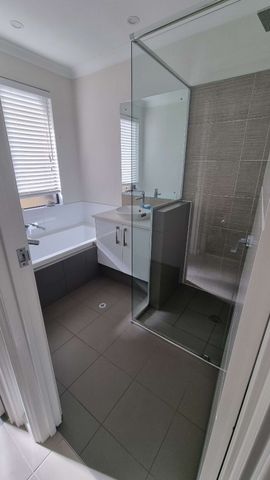 Queens Park - Photo 3