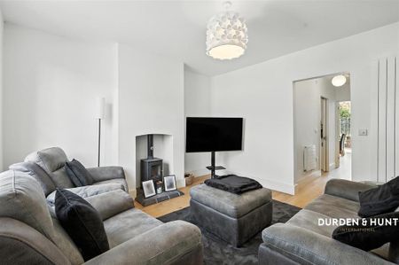 2 bedroom terraced house to rent - Photo 4