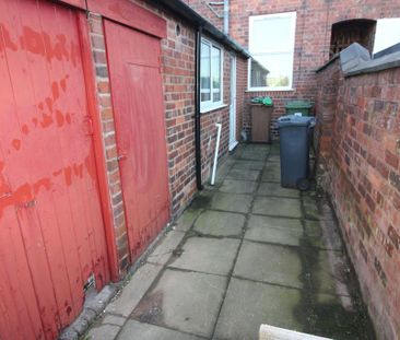 2 bedroom terraced house to rent - Photo 3