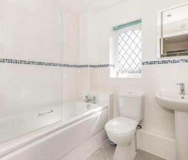 3 bedroom detached house to rent - Photo 6