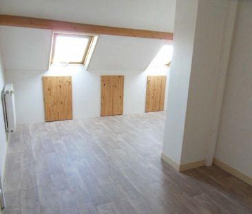 Location Appartement 3 pièces 69m² BAYEUX 14400 - Photo 3