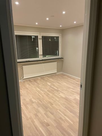 Ringduvegatan, Västerås - Photo 2