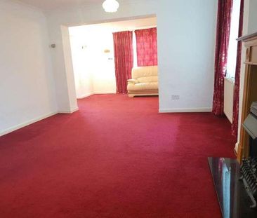 Drenon Square Drenon Square, Hayes, UB3 - Photo 2