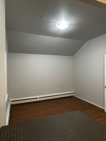 For Lease - 1 Waverly Place Unit# 3, London East, Ontario - Photo 4