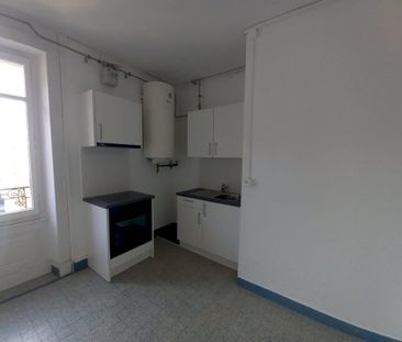 Charmant appartement de 3 pièces situé en plein coeur du centre ville - Foto 1