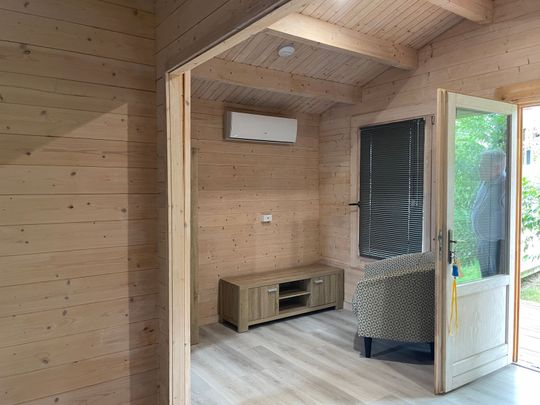 Self-contained Studio - Photo 1