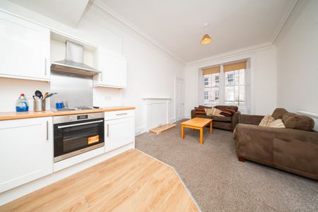 3 bedroom apartment to rent - Photo 5