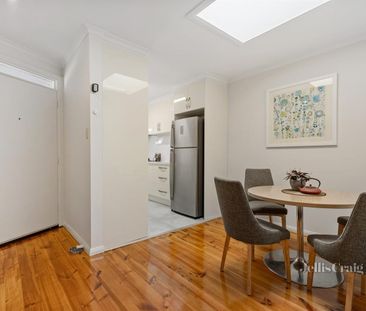 Sunlit Living in a Prime Forest Hill Location - Photo 3