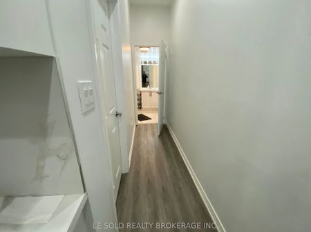 81 Hallam Street #Room 103 - Photo 5
