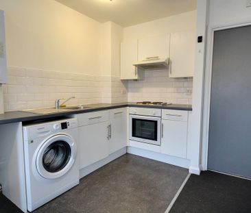 1 bedroom apartment to rent - Photo 2