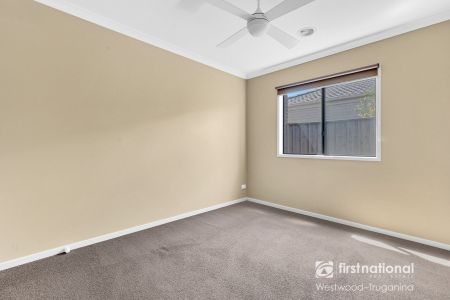 5 Riley Terrace, 3029, Tarneit Vic - Photo 2