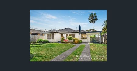 Fully Renovated Family Home in a Prime Location! - Photo 5