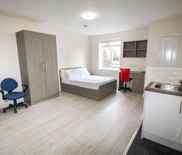 Studio to rent - Photo 6