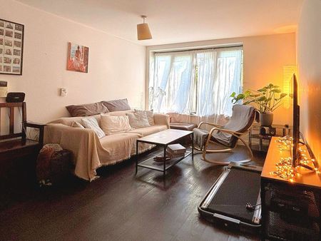 2 Bed Flat, White Horse Road, E1 - Photo 2