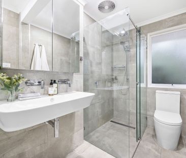 Private Three Bedroom Townhouse in the Heart of Cammeray - Photo 4