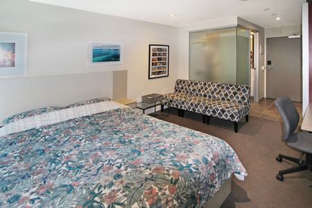 705/181 Abeckett Street, Melbourne VIC 3000 - Photo 3