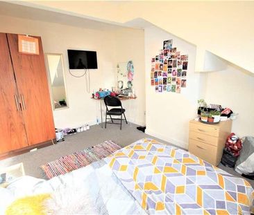 Harold View, Leeds, LS6 - Photo 3