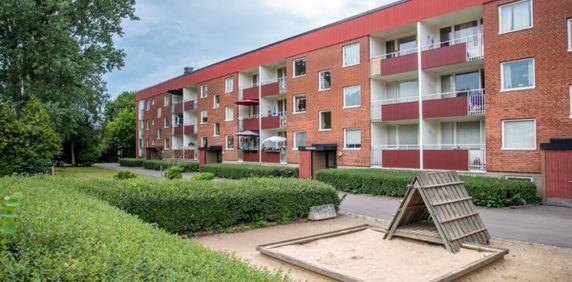 Stockholmsvägen 37 - Photo 2