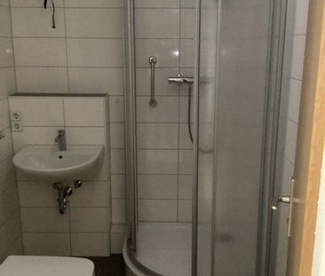 3 Zimmer Wohnung mit Balkon und Dusche sucht neue Mieter! - Foto 1