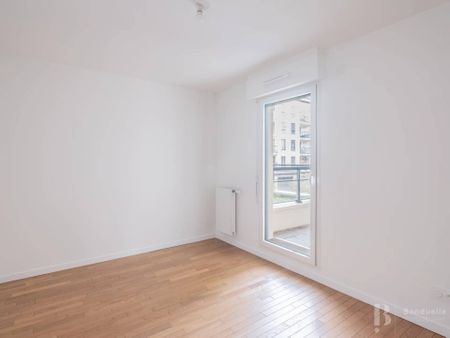 Rental Apartment Suresnes - Photo 2