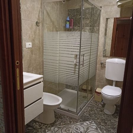 Garsoniera de inchiriat in zona Romancierilor - Fotografie 4