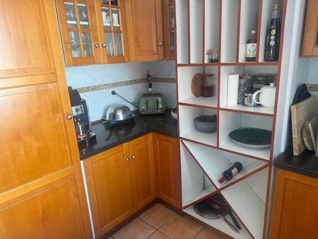 South Perth - Photo 2