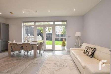 21 Donegall Park Gardens, Antrim Road, Belfast, BT15 5EU - Photo 4