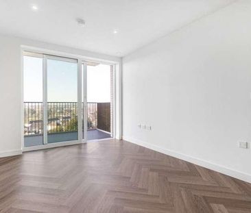 Henshaw Parade The Hyde, Colindale, London, NW9 - Photo 2