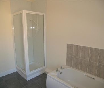 2 bed upper flat to rent in NE6 - Photo 5