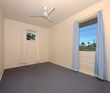 The Perfect Family Home! - Photo 2