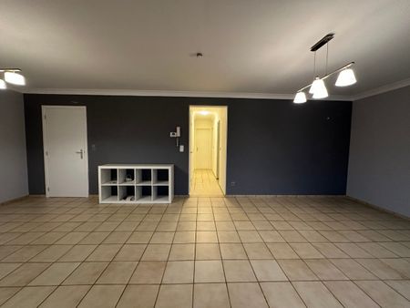 Appartement met 2 slaapkamers en autogarage te Schoonbeek - Foto 3