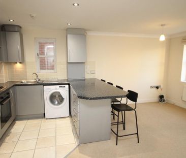 2 bed apartment to rent in Strathearn Drive, Westbury-On-Trym, BS10 - Photo 3