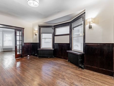 For Lease - 410 Palmerston Boulevard Unit# Main, Toronto, Ontario - Photo 4