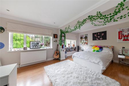 5 bedroom detached house to rent - Photo 4