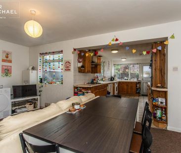 7 bedroom semi-detached house to rent - Photo 1