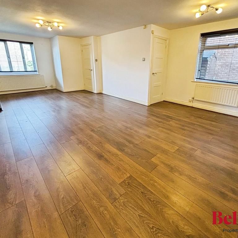 3 bedroom semi-detached house to rent - Photo 1