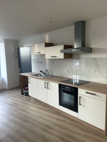 Location Appartement 4 pièces 83m² GERZAT 63360 - Photo 3