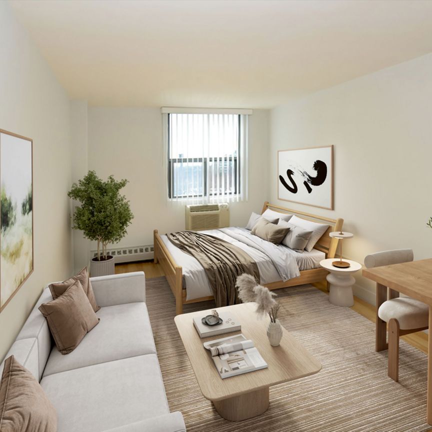 798 Richmond Street West - Photo 1