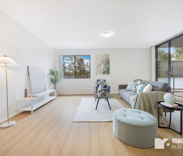 Newly Renovated Contemporary Apartment - Photo 6