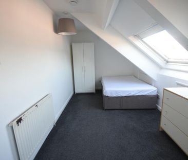 5 bedroom maisonette to rent - Photo 2