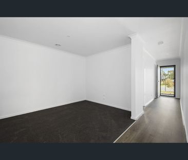 8 Warralily Avenue, Clyde, Vic 3978 - Photo 3
