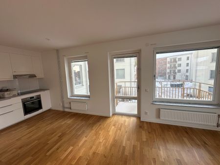 Bäckby Torgg. 22 -2rok(lgh 1112) - Photo 2