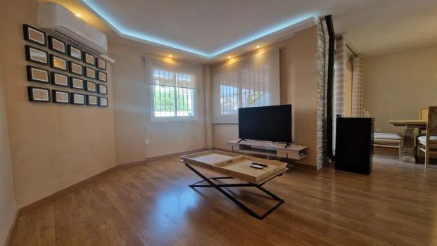 Alquiler de chalet adosado en Urbanización Los Naranjos de Marbella, 399 - Photo 1