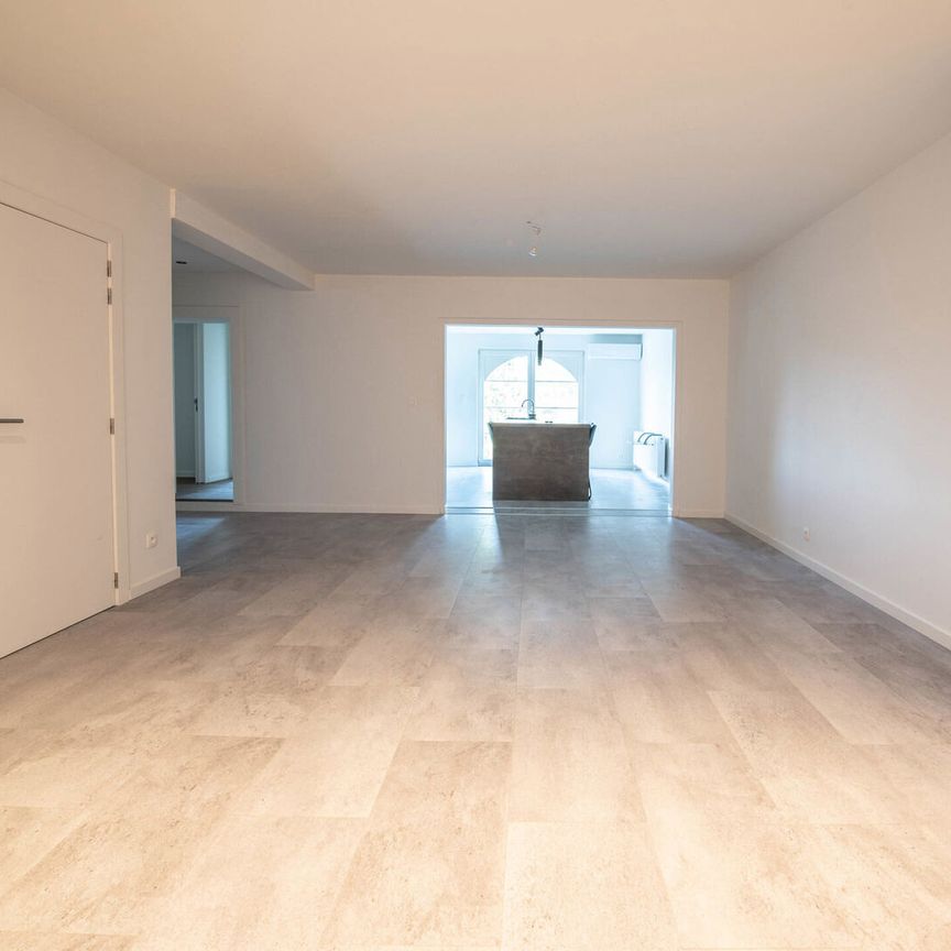 Uitzonderlijk ruim appartement te Millen - Photo 1