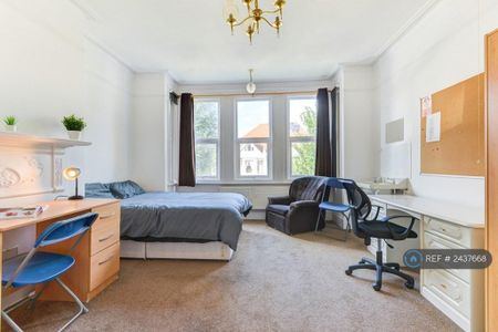 1 bedroom in a house share to rent - Photo 5