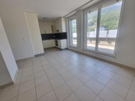 Appartement de 3 1/2 pièces en attique avec vue panoramique - Foto 4