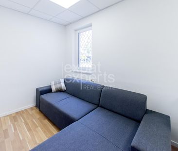 Moderný, svetlý 2i byt 47m2, v skvelej lokalite - Photo 1