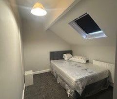 Room in a Shared House, Longroyd Grove, LS11 - Photo 4