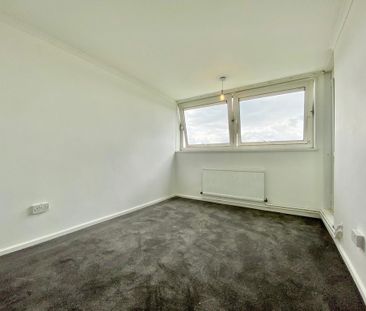 Harrow Court, Stevenage - Photo 1