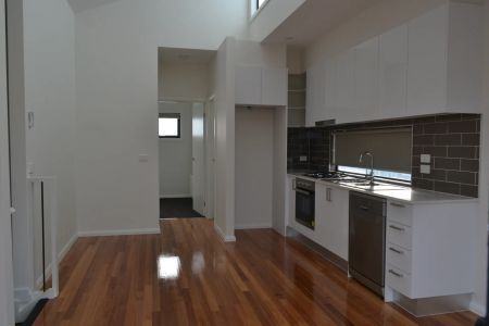 Prime Position - Photo 5